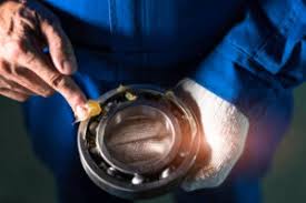 How much grease should be added to the machine